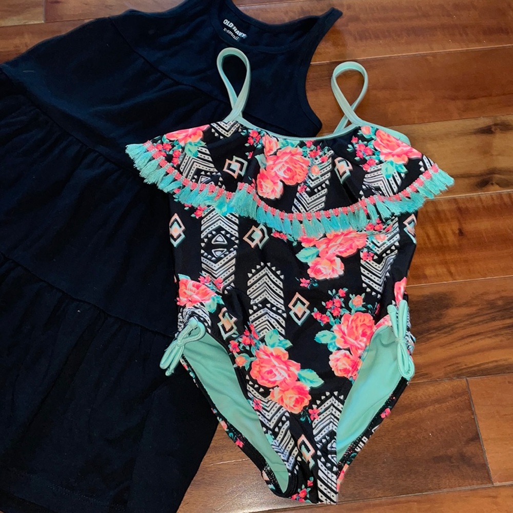 Wonder Nation Girls XS 4-5 Swimsuit